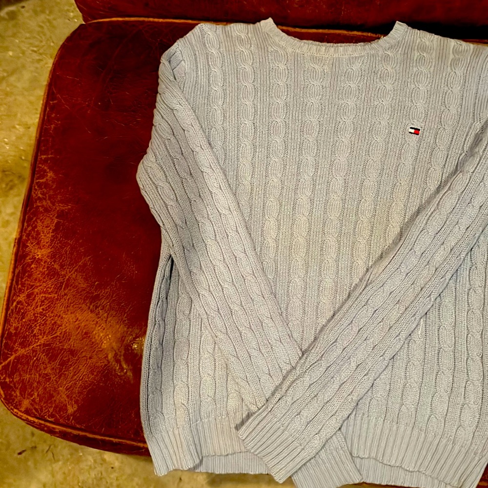 Vintage Tommy Hilfiger light blue sweater
